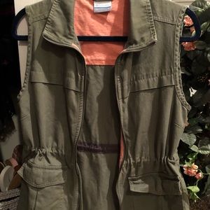Columbia army green vest